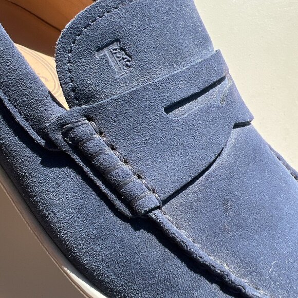 Tod's blue suede penny loafers - Picture 2 of 8